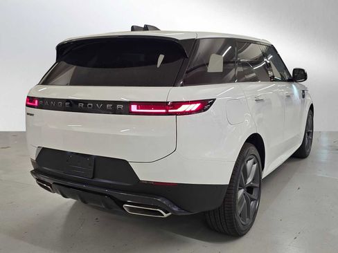 New 2026 Land Rover Range Rover Sport SE image 5