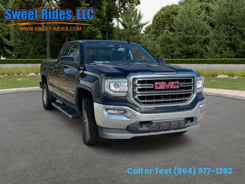 Used 2018 GMC Sierra 1500 SLE w/ SLE Value Package image 3