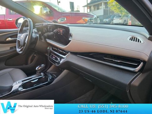 Used 2024 Buick Envista Avenir FWD image 17