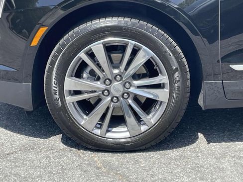 New 2025 Cadillac XT5 Premium Luxury image 9