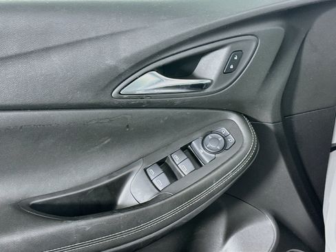 Used 2025 Buick Encore GX Preferred FWD image 15