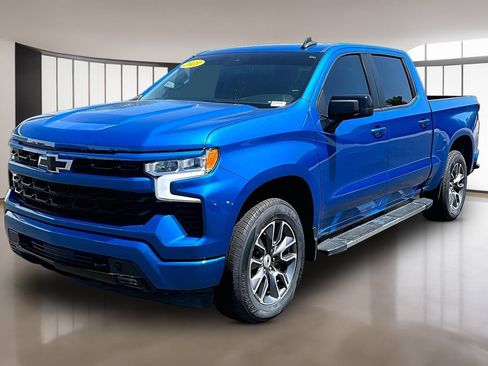 Used 2023 Chevrolet Silverado 1500 RST RWD image 3