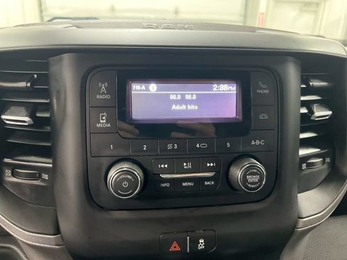 Used 2021 RAM 5500 Tradesman w/ Chrome Appearance Group AWD/4WD image 9