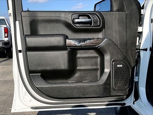 Used 2020 Chevrolet Silverado 1500 LTZ w/ LTZ Convenience Package image 21