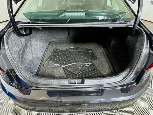 Used 2019 Volkswagen Jetta SEL image 25