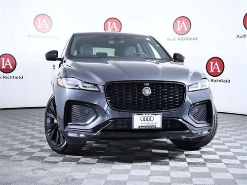Used 2026 Jaguar F-PACE R-Dynamic S image 3