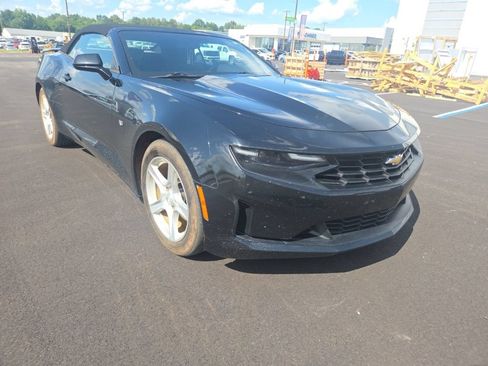 Used 2019 Chevrolet Camaro LT RWD image 1