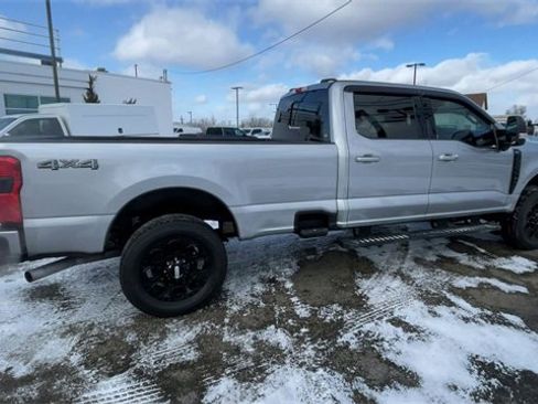 Used 2024 Ford F250 Lariat w/ Black Appearance Package image 2