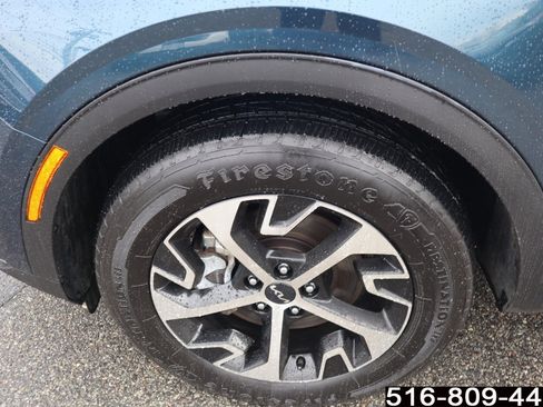 Used 2023 Kia Sportage EX image 10