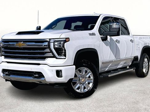 Used 2024 Chevrolet Silverado 2500 High Country w/ High Country Premium Package image 14