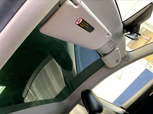 Used 2021 Tesla Model 3 Long Range AWD/4WD image 22