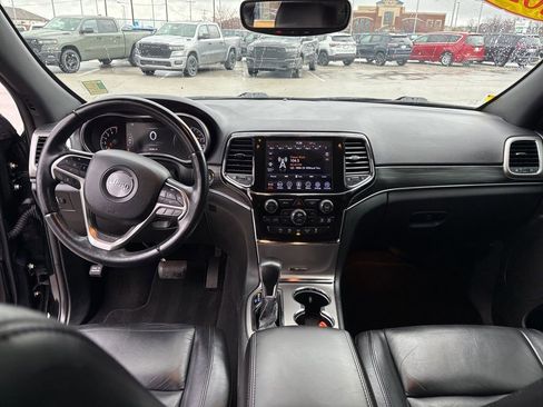 Used 2021 Jeep Grand Cherokee Limited w/ Trailer Tow Group IV image 10