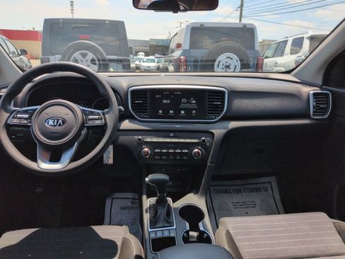 Used 2020 Kia Sportage LX w/ LX Popular Package AWD/4WD image 12
