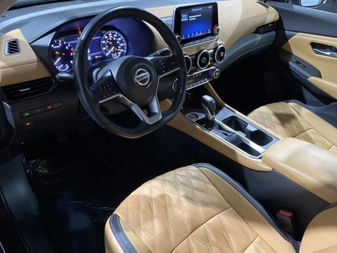 Used 2022 Nissan Sentra SV w/ SV Premium Package image 10