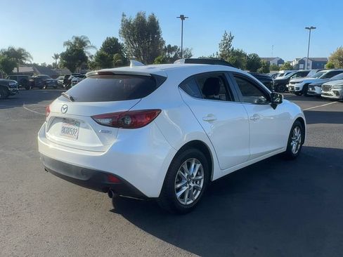 Used 2016 MAZDA MAZDA3 i Touring w/ Popular Equipment Package FWD image 6