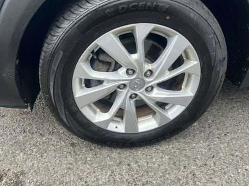 Used 2019 Hyundai Tucson SE FWD image 16