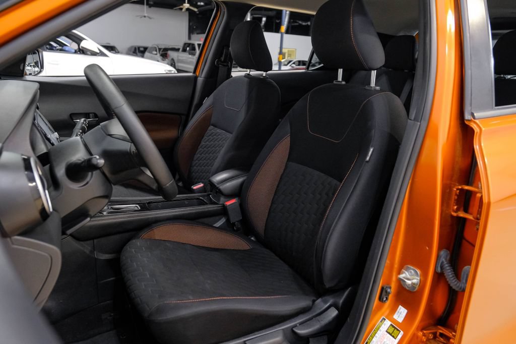 Used 2023 Nissan Kicks SR FWD image 42