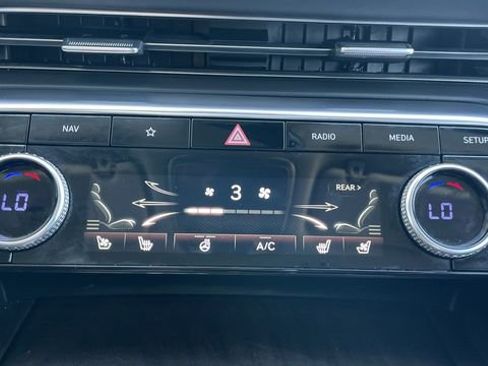 Used 2024 Genesis GV80 3.5T image 19