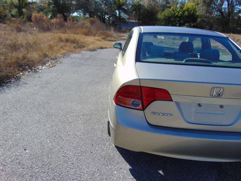 Used 2007 Honda Civic LX image 8
