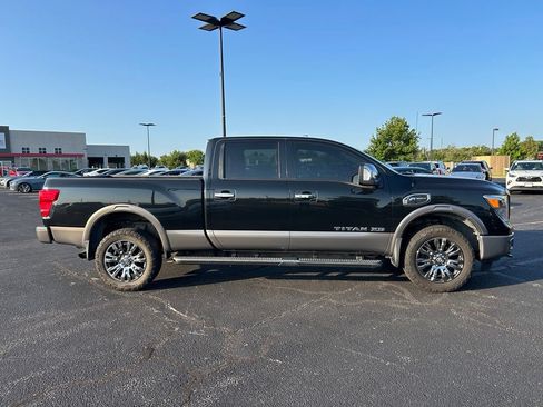 Used 2019 Nissan Titan Platinum Reserve w/ Platinum Utility Package AWD/4WD image 8
