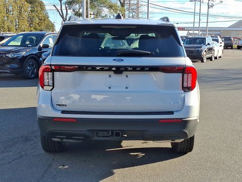 New 2026 Ford Explorer Active AWD/4WD image 13