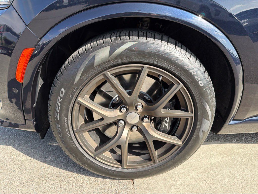 Used 2026 Dodge Durango SRT Hellcat w/ Premium Group AWD/4WD image 13