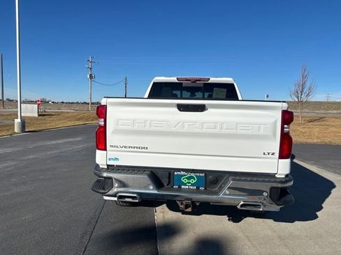 Certified 2020 Chevrolet Silverado 1500 LTZ w/ LTZ Premium Package image 4