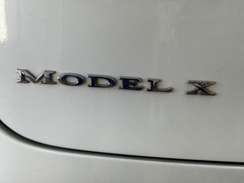 Used 2017 Tesla Model X 75D image 24