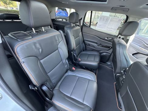 Certified 2023 GMC Acadia AT4 w/ Preferred Package image 28