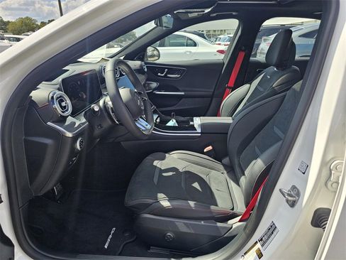 New 2025 Mercedes-Benz C 43 AMG 4MATIC Sedan image 22