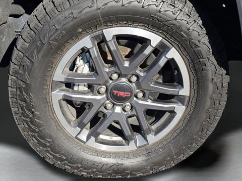 Certified 2025 Toyota Tacoma TRD Sport image 18