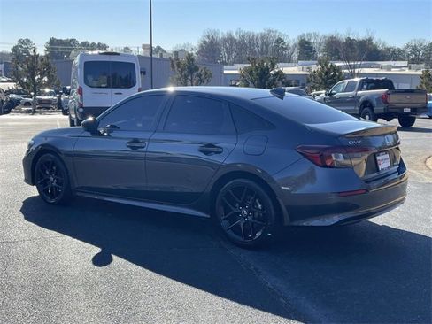 Used 2025 Honda Civic Sport image 4