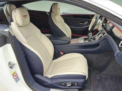 Used 2022 Bentley Continental GT AWD/4WD image 21