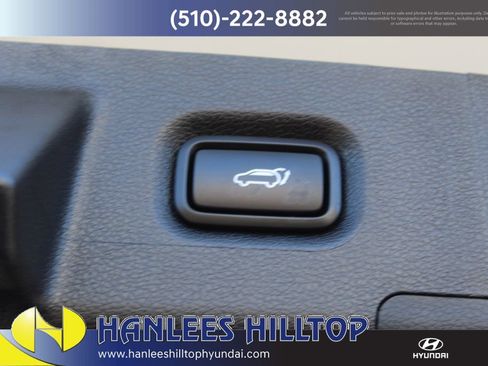Used 2022 Hyundai Santa Fe Calligraphy image 11