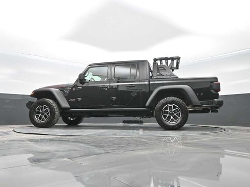 Used 2024 Jeep Gladiator Rubicon w/ Convenience Group image 33