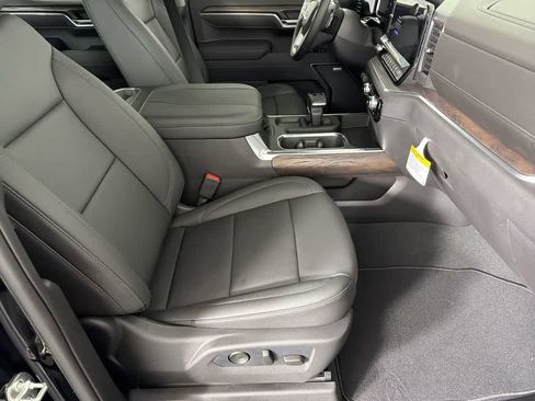 New 2026 GMC Sierra 1500 SLT w/ SLT Premium Plus Package image 16