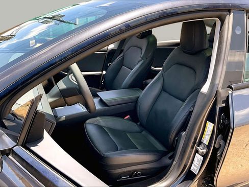 Used 2024 Tesla Model 3 Standard Range RWD image 7