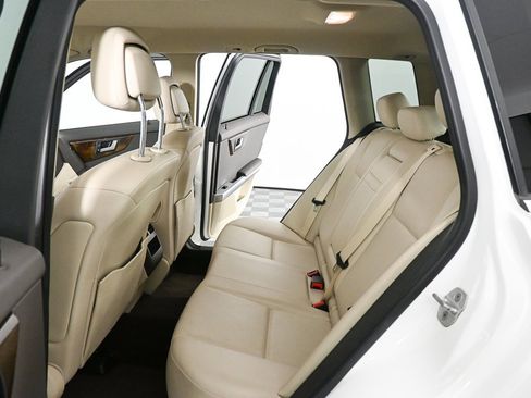 Used 2014 Mercedes-Benz GLK 350 2WD image 18