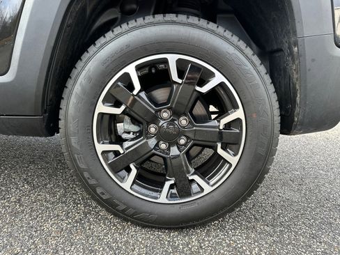 Used 2023 Jeep Renegade Latitude image 19