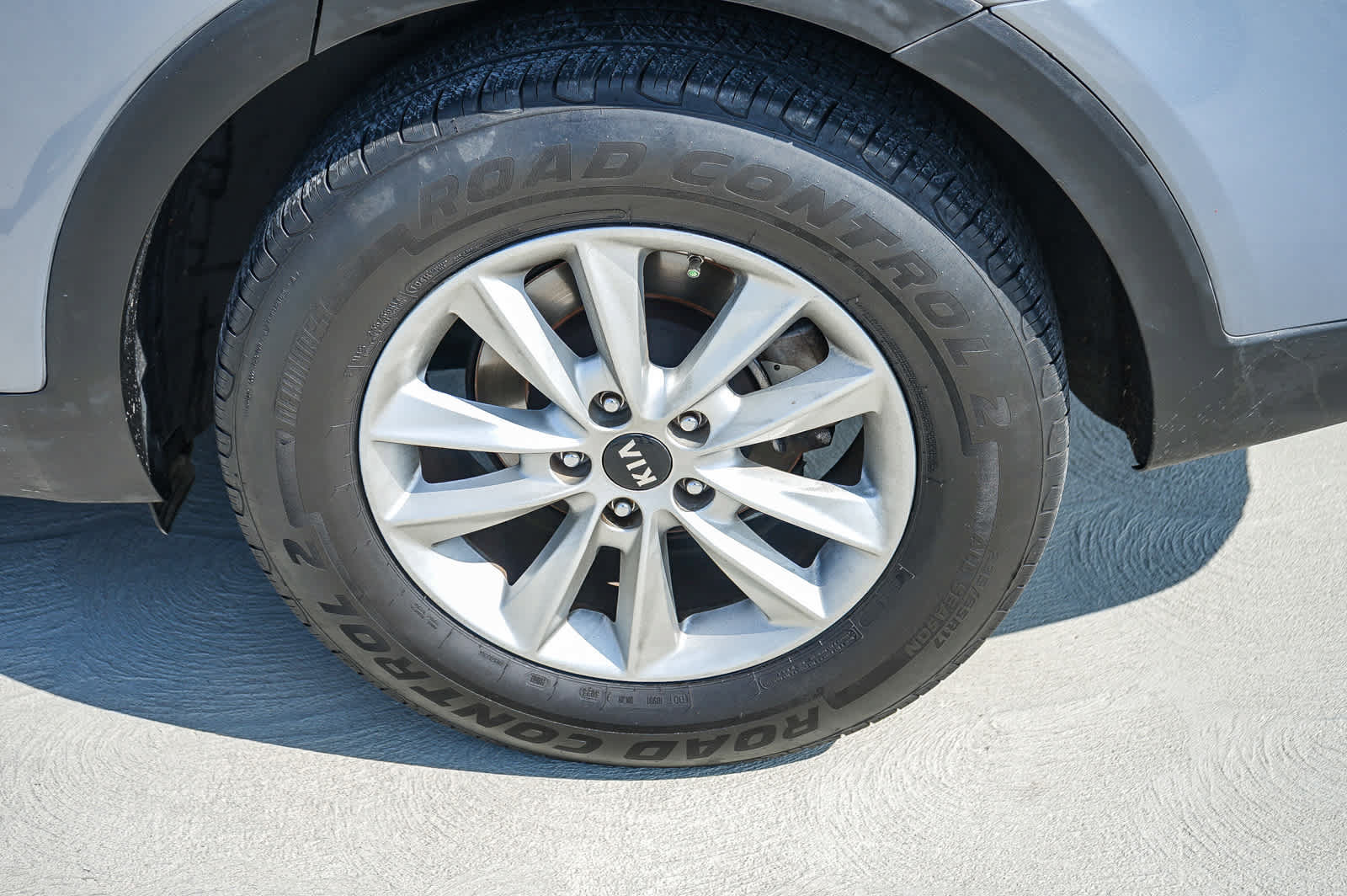 Used 2020 Kia Sorento FWD V6 image 10