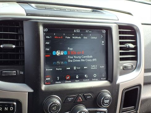 Used 2019 RAM 1500 Classic SLT w/ Luxury Group image 27