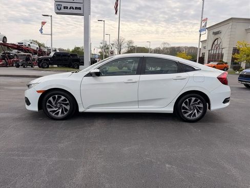 Used 2018 Honda Civic LX image 8