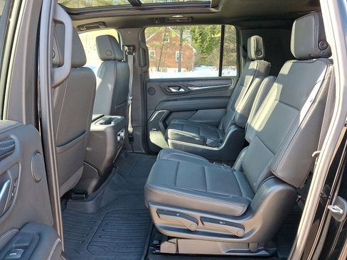 Certified 2023 GMC Yukon XL Denali image 20