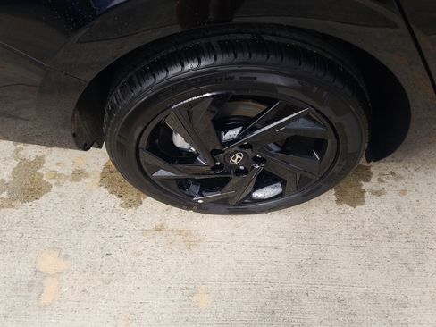 New 2026 Hyundai Elantra Sport image 23