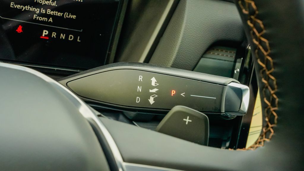 New 2027 GMC Terrain AT4 w/ Technology Package II AWD/4WD image 18