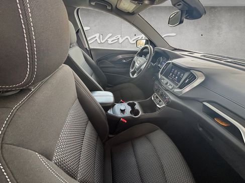 Used 2022 GMC Terrain SLE w/ Driver Convenience Package image 29