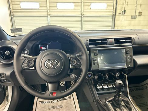 New 2026 Toyota GR86 Premium RWD image 5