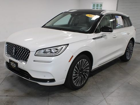 Used 2020 Lincoln Corsair Reserve w/ Equipment Group 202A AWD/4WD image 4