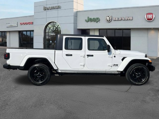 Used 2023 Jeep Gladiator Sport AWD/4WD image 8