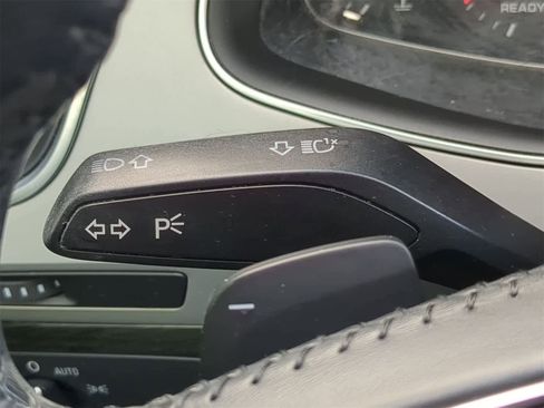 Used 2018 Audi Q7 3.0T Premium image 33